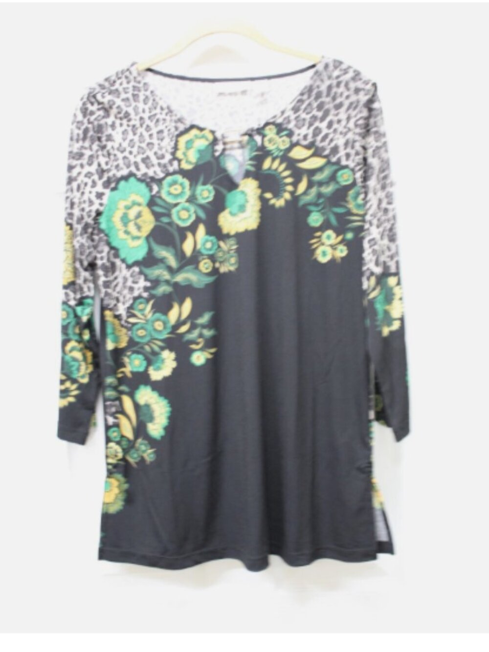 Susan Graver Printed Liquid Knit Top with Keyhole Trim-Emerald-Small-NEW-A544657